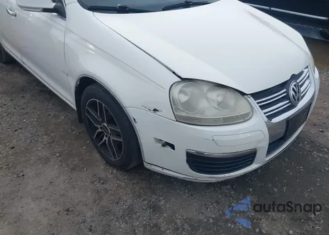 2007 Volkswagen Jetta 2.5 z USA, uszkodzony, nr VIN 3VWSF71K07M047999